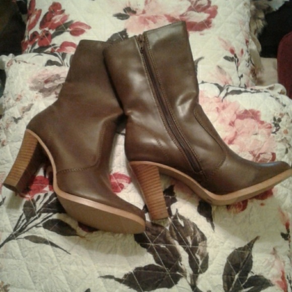 Mixit Shoes - Mixit boots-NWOT